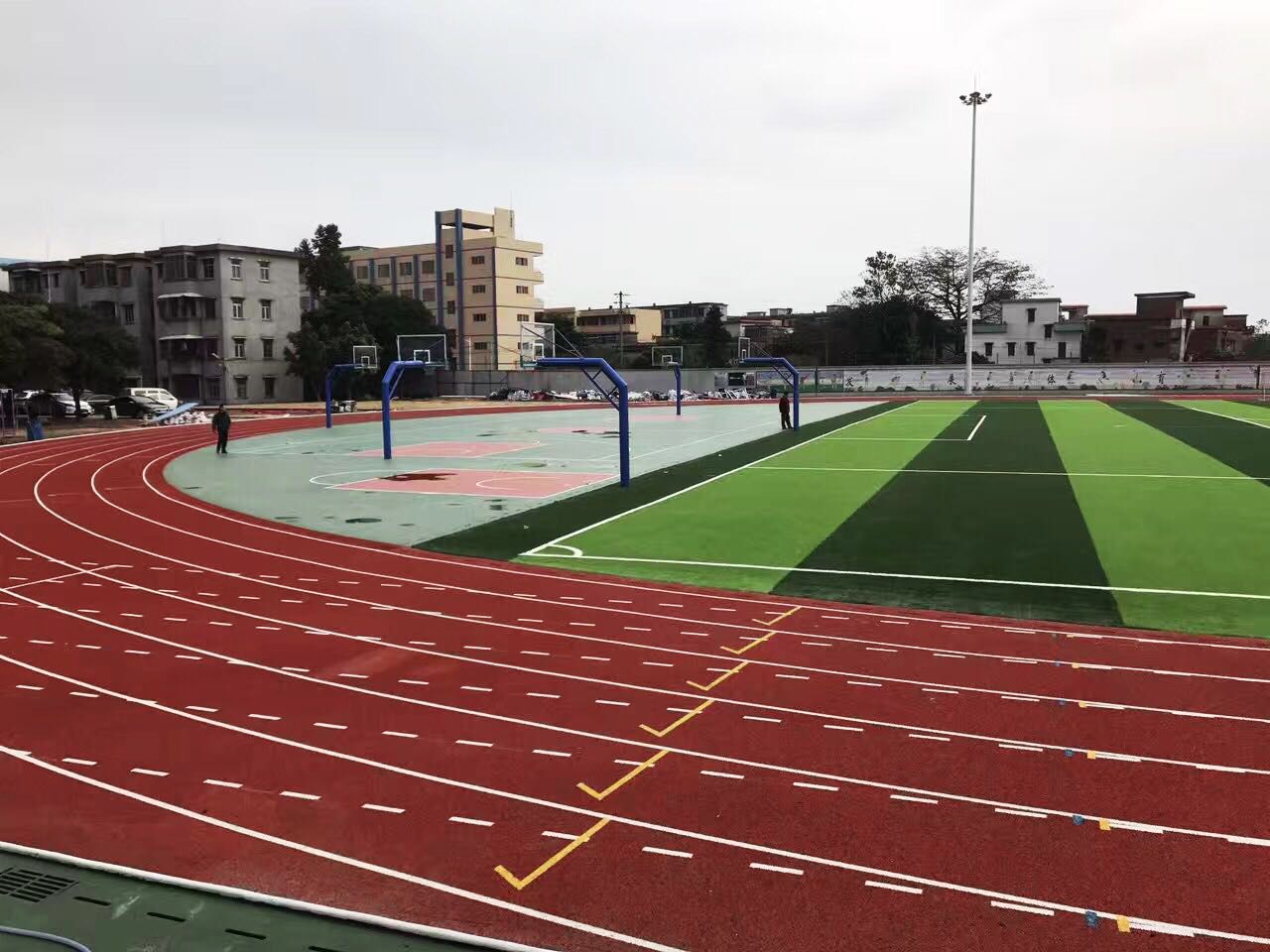 阳江环保塑胶跑道多少钱一平方