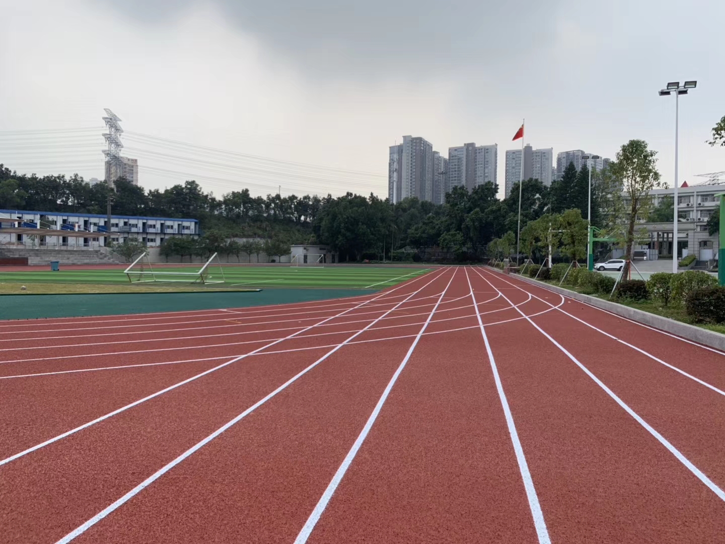 广州混合型塑胶跑道多少钱